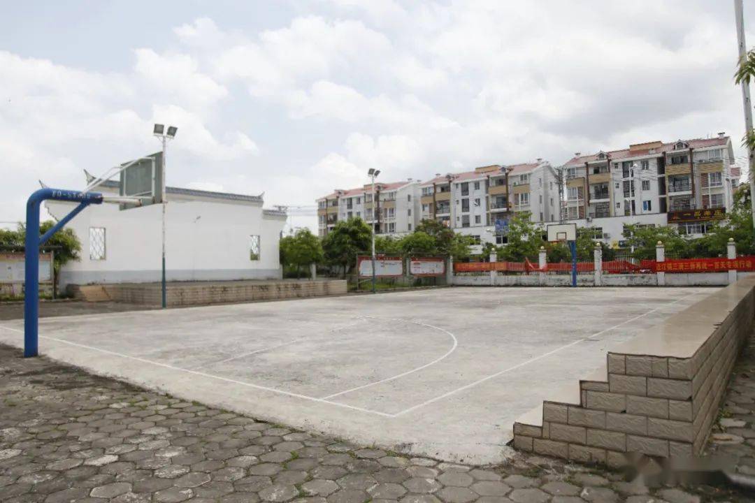 香椿丛林 第4页
