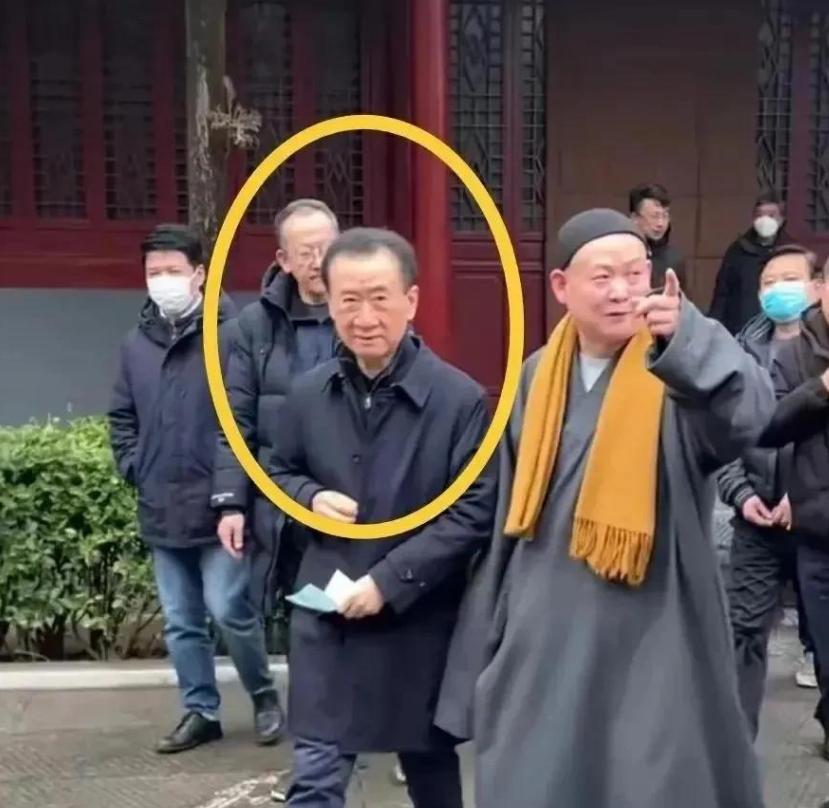 假妆狠幸福